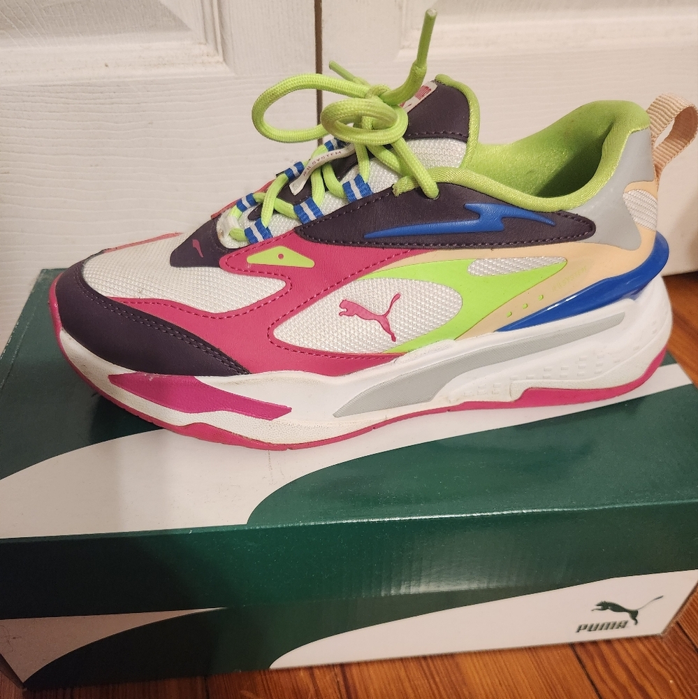 Puma Sneakers
